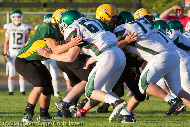 3186 Football v Chelan 090211