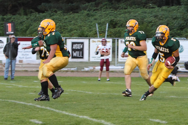 5244 Football v Lakeside 091010