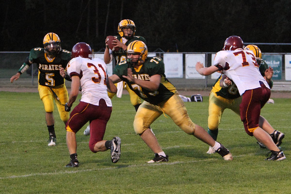 5382 Football v Lakeside 091010
