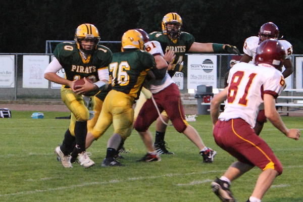 5387 Football v Lakeside 091010