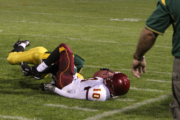 5593 Football v Lakeside 091010