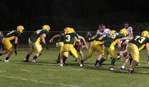 5637 Football v Lakeside 091010