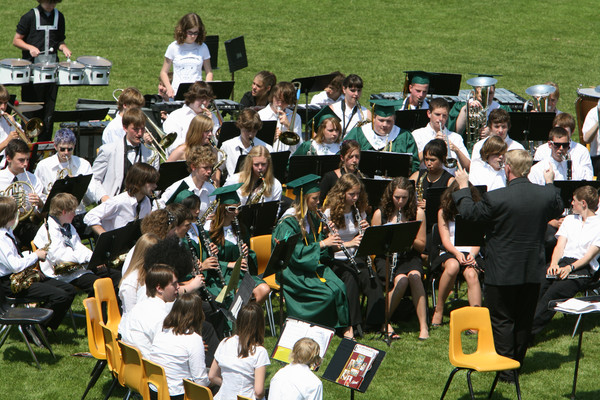 6090 VHS Graduation 2009