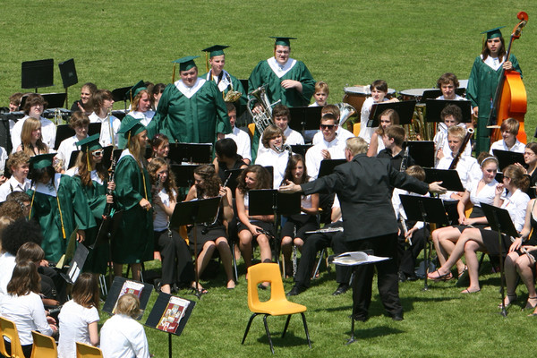 6104 VHS Graduation 2009