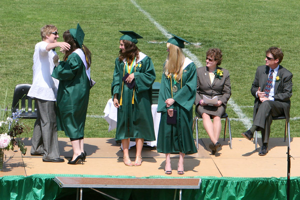 6164 VHS Graduation 2009