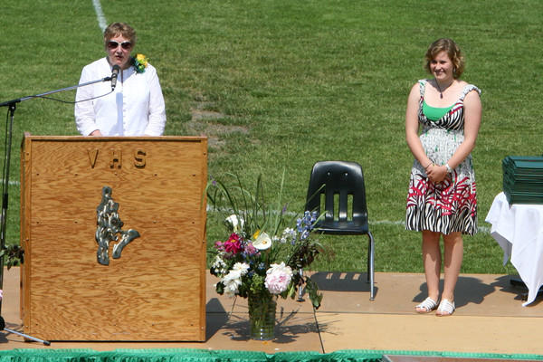 6186 VHS Graduation 2009