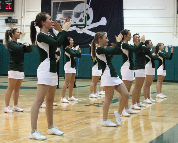 2257 Band Cheer and Crowd Control v CascChr 121809