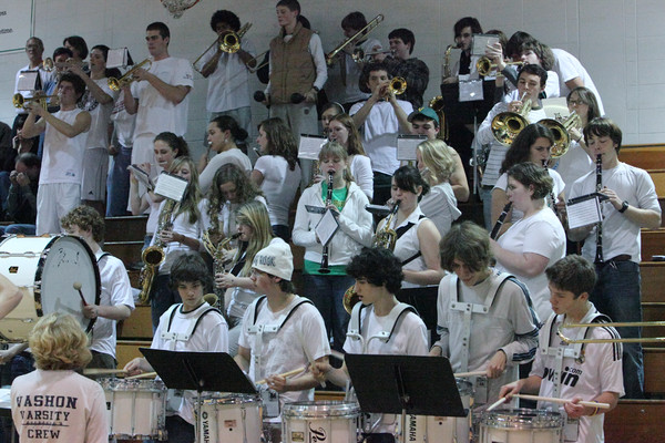 2822 Band Cheer and Crowd Control v CascChr 121809