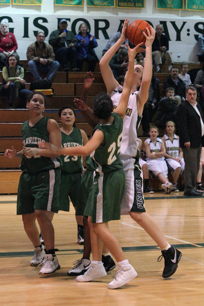 5149 Girls Varsity BBall v Charles Wright 012010