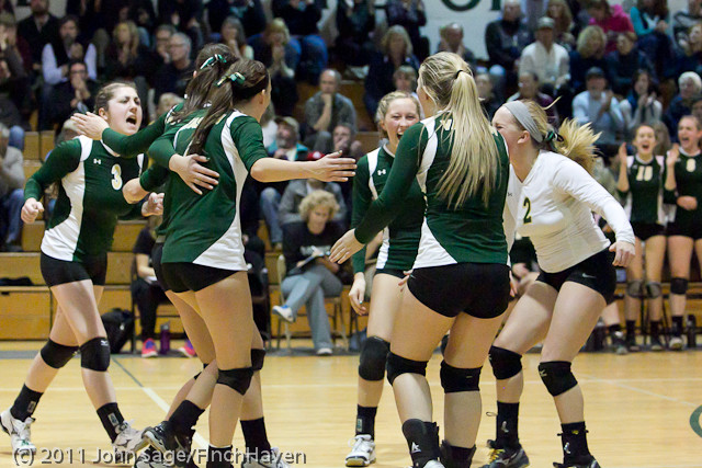4917 Vashon v Lynden-Chr Volleyball Tri-Dist 110311