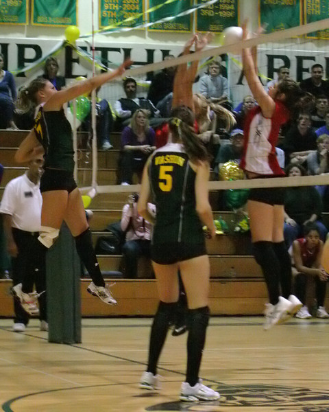 6663 Varsity Volleyball v Orting 102109